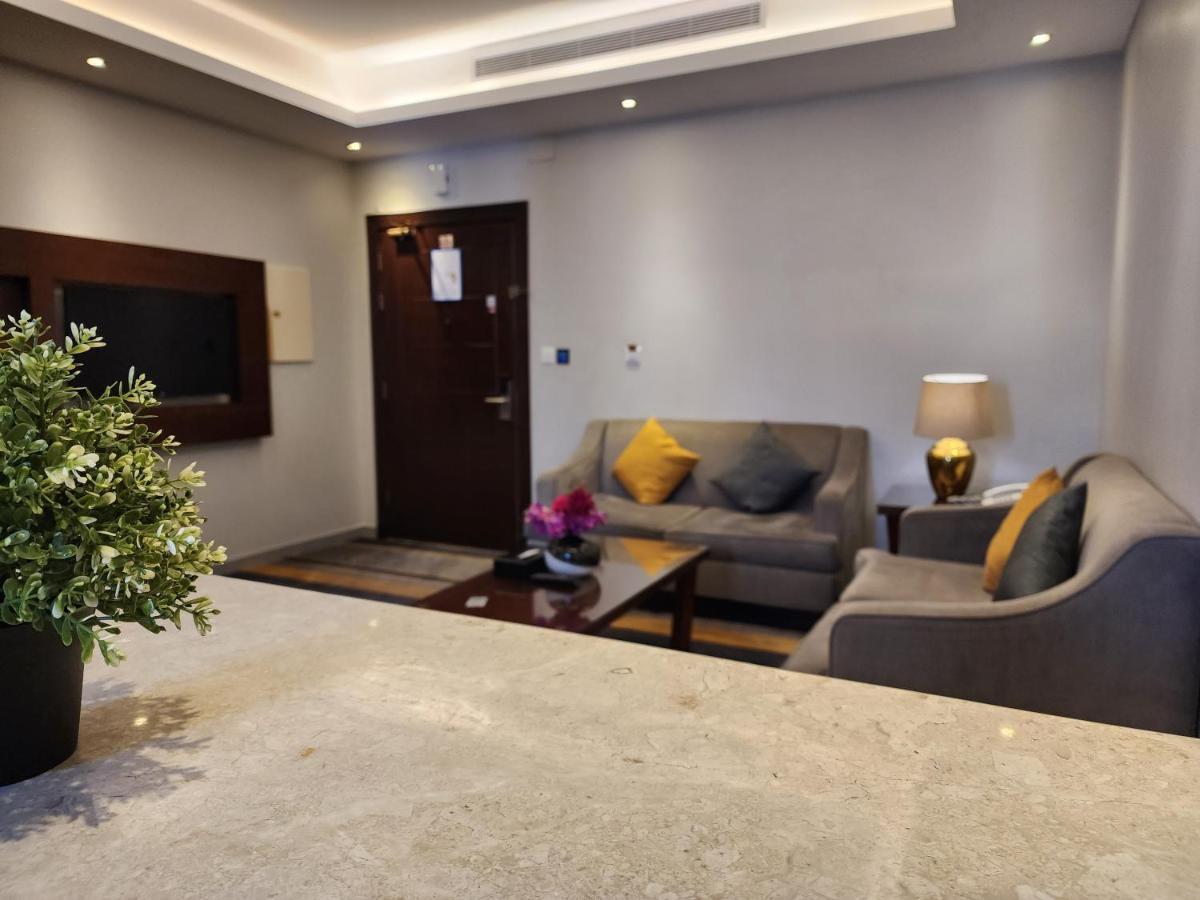 دار ود للأجنحة الفندقية Jeddah Exterior photo